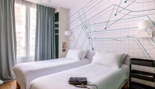 Standard Twin Room