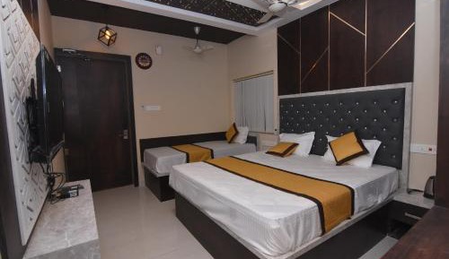 Luxury Triple Room