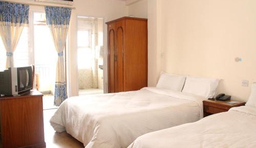 Triple Room with 24 hr Check-In & Check-out