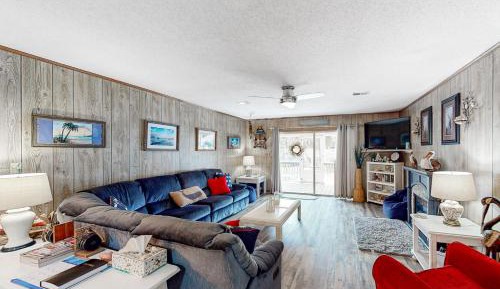 Four bedroom holiday home 