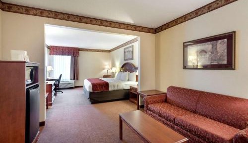 Queen Room - Accessible/Non-Smoking