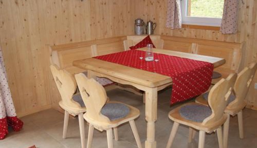 Chalet with Sauna and Terrace