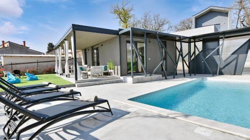 Villa with Private Pool
