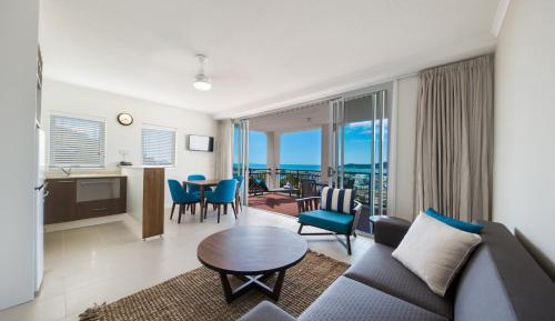 Two-Bedroom Ocean View Apartment