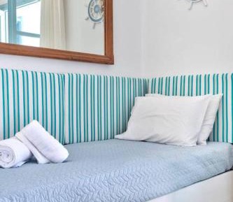 Standard Triple Room with Sea View