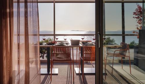 Two-Bedroom Apartment with Sea View