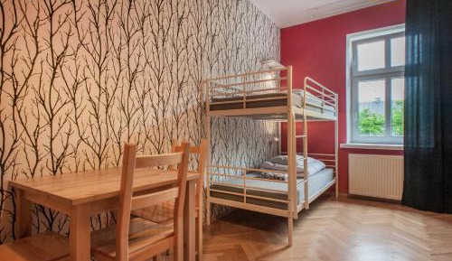 Bed in Room for 6 People with Shared Bathroom