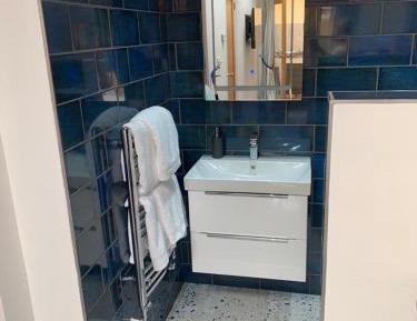 Suite with Hot Tub