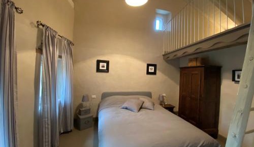 Quadruple Room with Private Bathroom