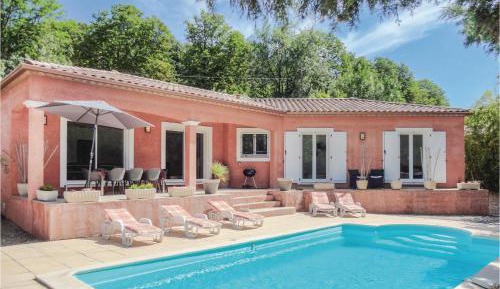 Four-Bedroom Holiday Home
