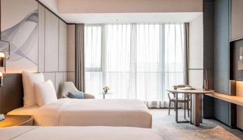 Deluxe Twin Room with City View