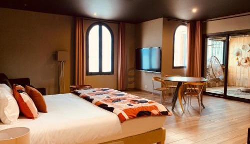 Quadruple Room with Terrace