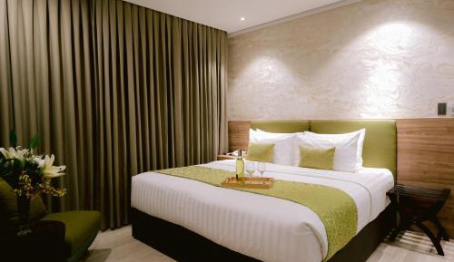 Superior King Room