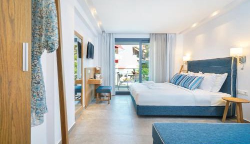 Standard Triple Studio