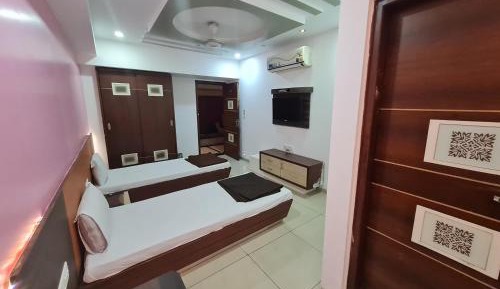 Queen Room