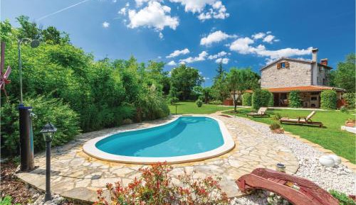 Three-Bedroom Holiday Home 