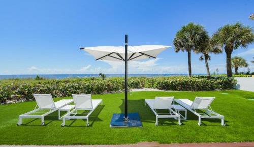 Beachfront Oceanview Deluxe King Studio