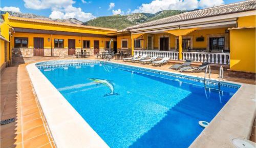 Seven-Bedroom Holiday Home