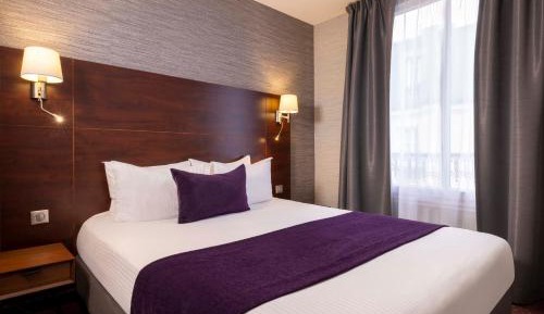 Superior Double Room with Courtyard View