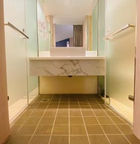 Triple Room with Shower (with window)