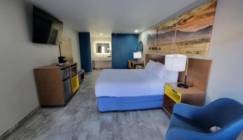 King Room - Non-Smoking