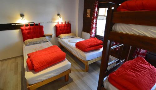 Quadruple Room with Private Bathroom