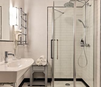 Standard Twin Room Plus