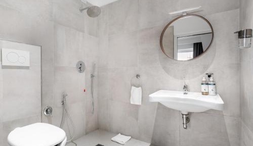 Small Room - Accessible