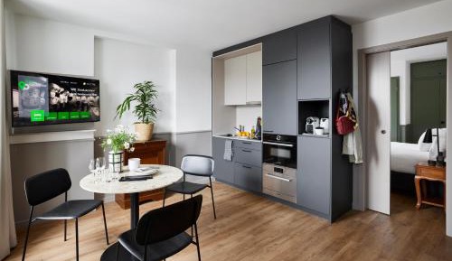One-Bedroom Apartment