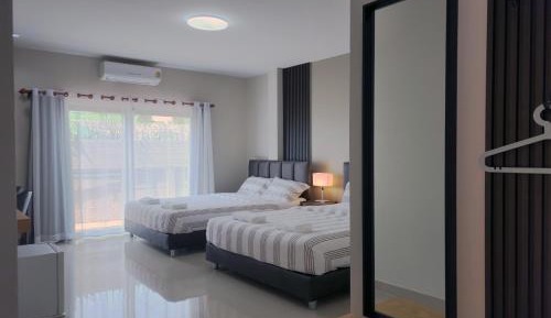 Superior Queen Room with Two Queen Beds