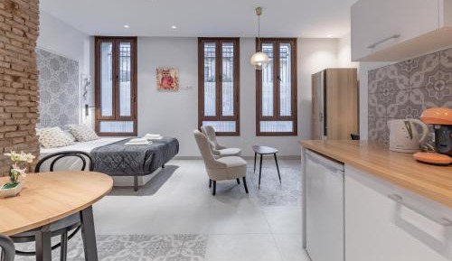 Studio Apartment