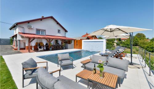 Two-Bedroom Holiday Home