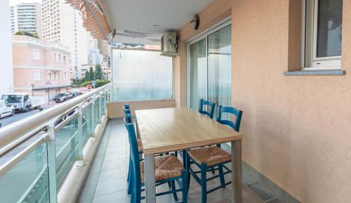 Studio with Balcony