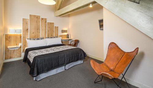 Charming Double Room with Air-Conditioning