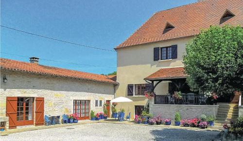 One-Bedroom Holiday Home