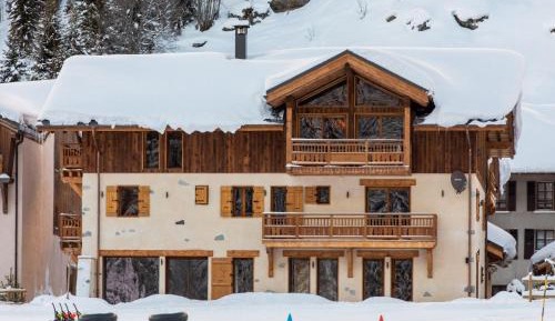 Superior Chalet