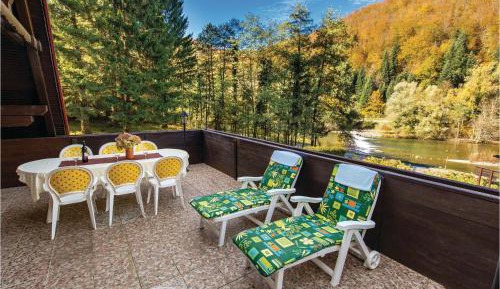 Two-Bedroom Holiday Home