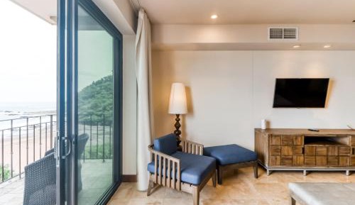 Two Bedroom Apartment 