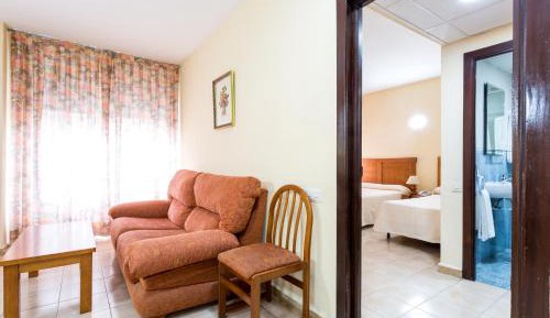 Triple Room (3 Adults)