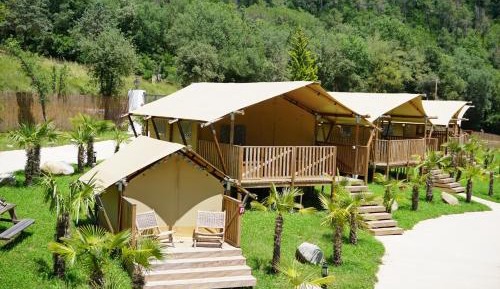 Nature Lodge