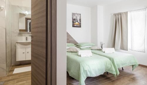 Double or Twin Room with Private Bathroom