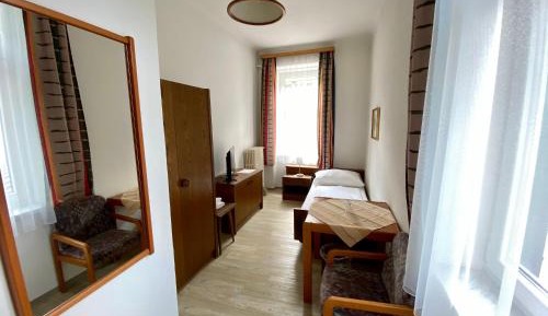 Single Room with Shower