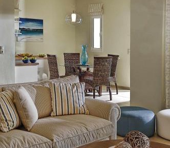 Three-Bedroom Villa (6 Adults)