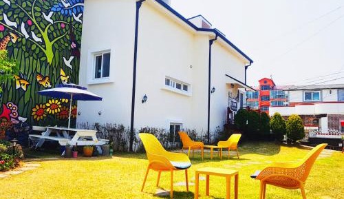 Single Room with Private Bathroom