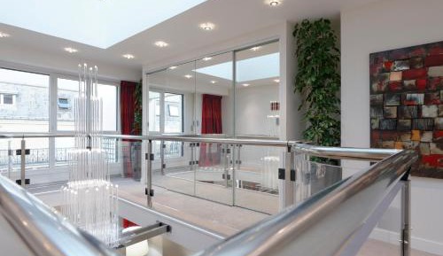 Five-Bedroom Duplex Apartment - Penthouse 200m2
