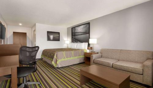 King Room - Non-Smoking