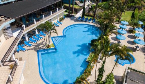 Apartment with Lake View