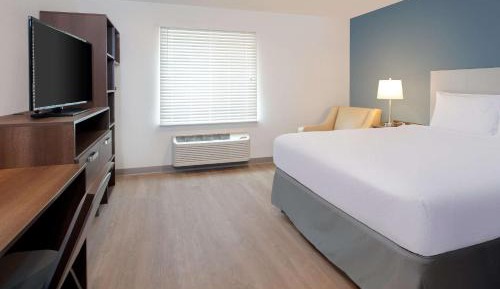 King Room - Accessible/Non-Smoking