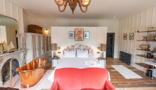 Townhouse Suite