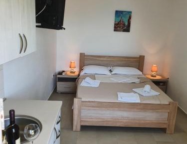 Studio Apartment with Sea View